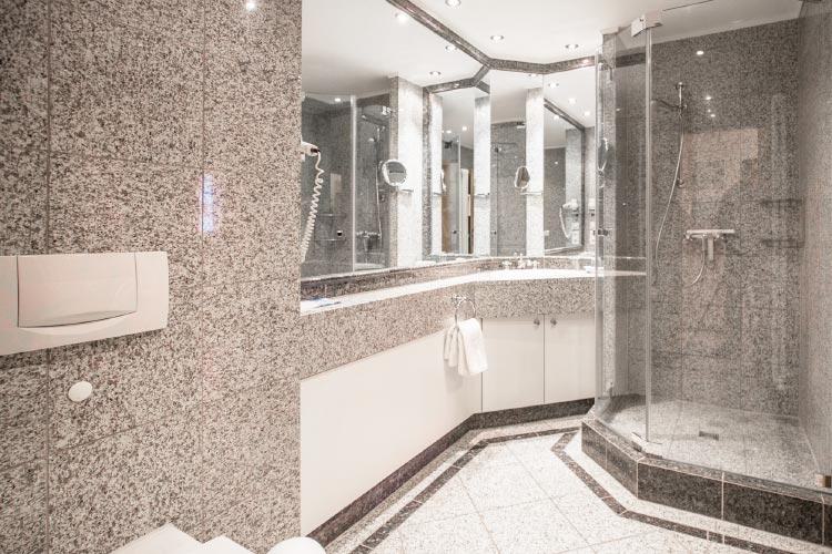Modernisiertes Komfort Plus Apartment - elegant am Park, nahe dem Meer